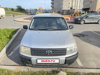 2002 Toyota Probox I, серебристый, 390000 рублей, вид 2