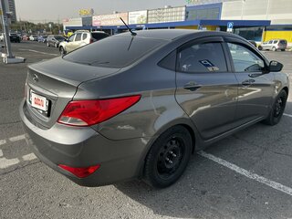 2015 Hyundai Solaris I Рестайлинг, серый, 725000 рублей, вид 3