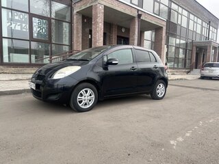 2009 Toyota Vitz II (XP90), чёрный, 530000 рублей, вид 1