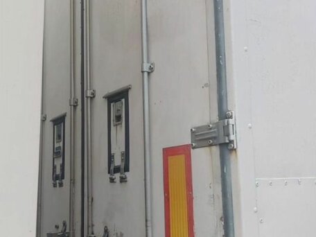 2007 Volvo FH, белый, 5000000 рублей, вид 4