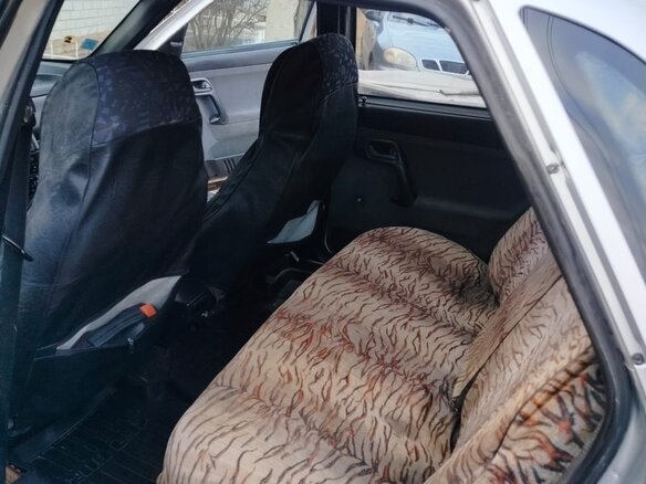 2004 Lada (ВАЗ) 2110, серебристый, 200000 рублей - вид 4