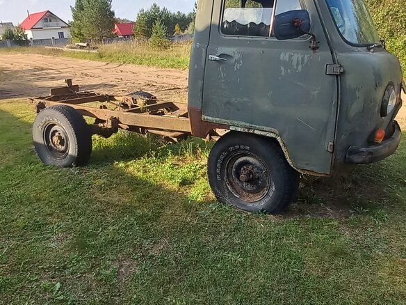 1990 УАЗ 3303, зелёный, 70000 рублей - вид 4