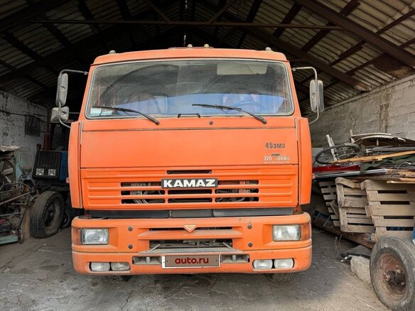 2008 КамАЗ 6520, красный, 3500000 рублей