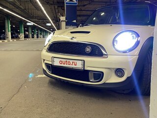 2011 Mini Hatch Cooper S II (R56) Рестайлинг, бежевый, 1190000 рублей, вид 3