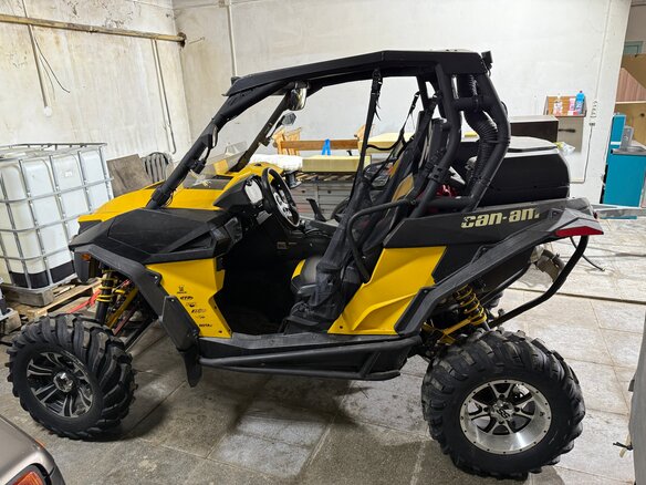 2014 BRP Can-Am Maverick 1000R, жёлтый, 1350000 рублей