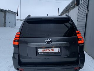 2018 Toyota Land Cruiser Prado 150 Series Рестайлинг 2, серый, 5100000 рублей, вид 5