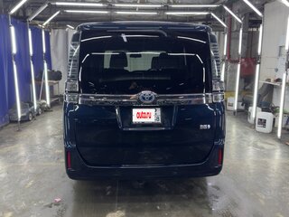 2019 Toyota Voxy III (R80) Рестайлинг, синий, 2289000 рублей, вид 5
