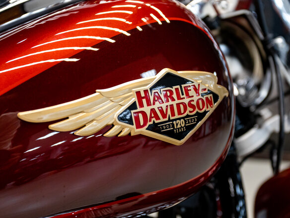 2023 Harley-Davidson Heritage, красный - вид 23