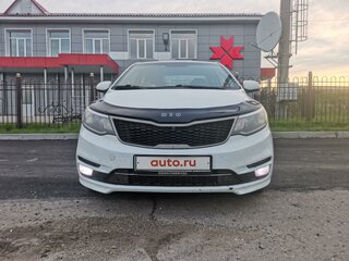 2015 Kia Rio III Рестайлинг, белый, 1050000 рублей, вид 2