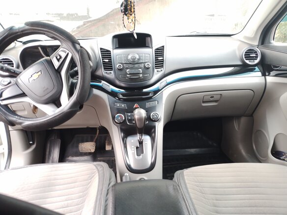 2013 Chevrolet Orlando I, белый, 1350000 рублей - вид 3