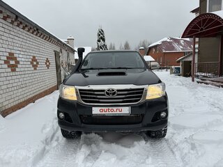 2014 Toyota Hilux VII Рестайлинг, чёрный, 3400000 рублей, вид 2