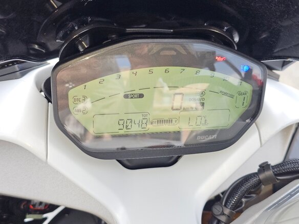 2020 Ducati Supersport, белый, 1200000 рублей - вид 6