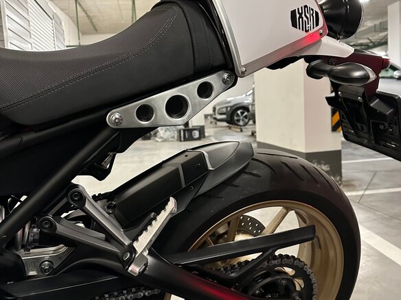 2020 Yamaha XSR900, белый, 900000 рублей - вид 6