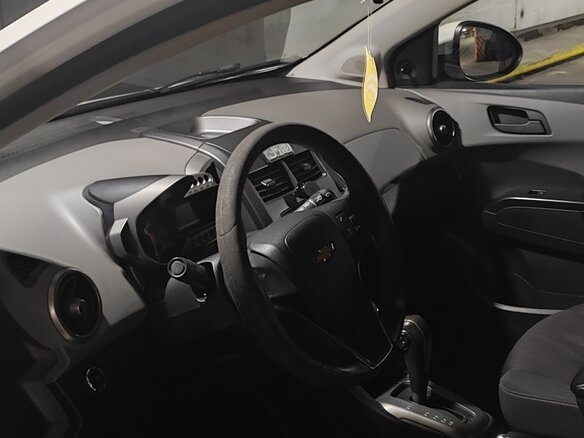 2012 Chevrolet Aveo II, белый, 510000 рублей - вид 9