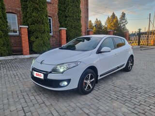 2013 Renault Megane III Рестайлинг 2, белый, 699999 рублей, вид 1