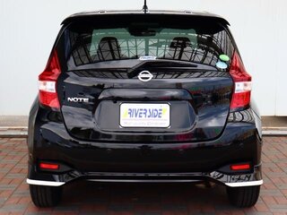2020 Nissan Note II Рестайлинг, чёрный, 770000 рублей, вид 5