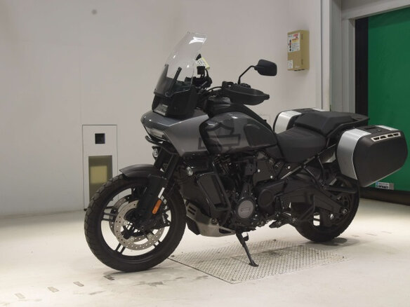 2022 Harley-Davidson Pan America, чёрный, 1300000 рублей - вид 1