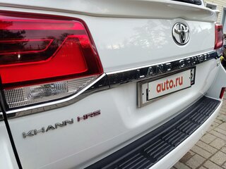 2017 Toyota Land Cruiser 200 Series Рестайлинг 2, белый, 6550000 рублей, вид 2