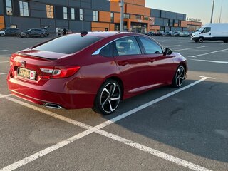 2020 Honda Accord X, красный, 2000000 рублей, вид 4