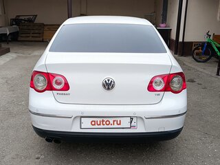 2010 Volkswagen Passat B6, белый, 970000 рублей, вид 4