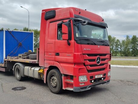 2010 Mercedes-Benz Actros, красный, 3900000 рублей, вид 1