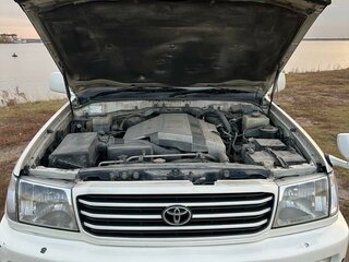 1999 Toyota Land Cruiser 100 Series, белый, 2500000 рублей, вид 2