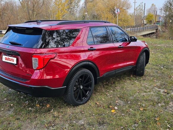 2021 Ford Explorer VI, красный, 2800000 рублей - вид 16