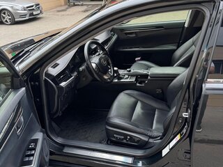 2017 Lexus ES 250 VI Рестайлинг, чёрный, 2450000 рублей, вид 5