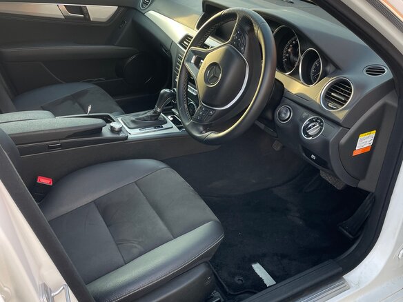 2013 Mercedes-Benz C-Класс 180 BlueEFFICIENCY III (W204) Рестайлинг, белый, 1570000 рублей - вид 7