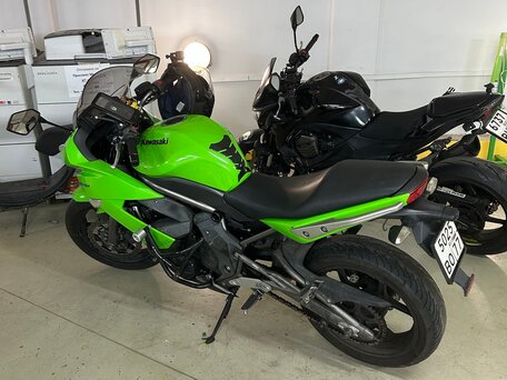 2009 Kawasaki ER-6F (Ninja 650R), зелёный, 200000 рублей, вид 2