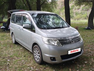 2009 Nissan Serena III (C25), серебристый, 1050000 рублей, вид 4