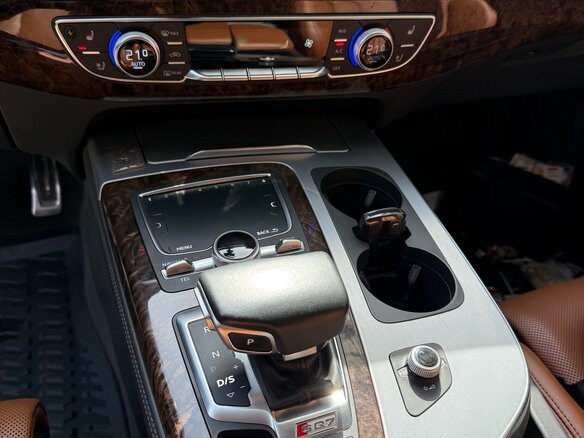 2017 Audi SQ7 I (4M), серый, 4900000 рублей - вид 11