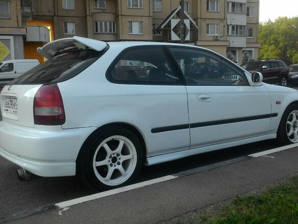 1999 Honda Civic VI, белый - вид 1