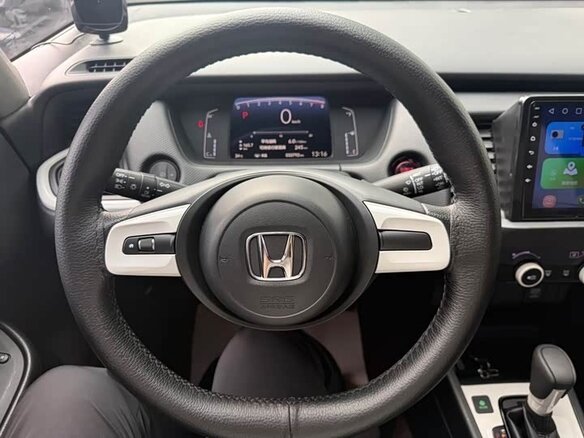 2022 Honda Fit IV, белый, 1250000 рублей - вид 6