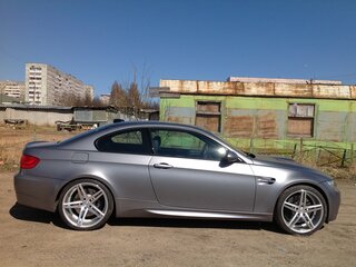 2010 BMW M3 IV (E90), серый, 15000000 рублей, вид 4