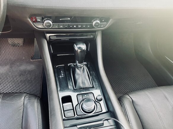 2018 Mazda 6 III (GJ) Рестайлинг 2, серый, 1850000 рублей - вид 14