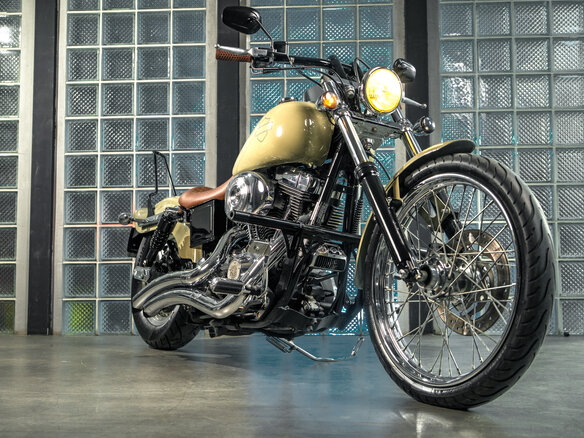 2004 Harley-Davidson Dyna Glide Custom, бежевый, 700000 рублей - вид 17