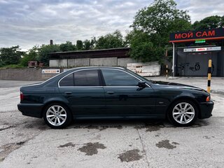 2000 BMW 5 серии 525d IV (E39) Рестайлинг, зелёный, 750000 рублей, вид 4