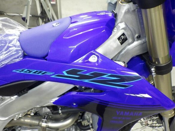 2024 Yamaha YZ450F, синий, 1000000 рублей - вид 8