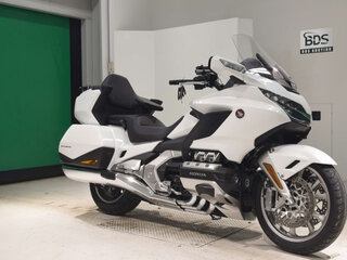 2018 Honda GL 1800 Gold Wing, белый, 2250000 рублей, вид 3