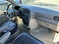 2002 Chrysler Voyager IV, красный, 220000 рублей - вид 7