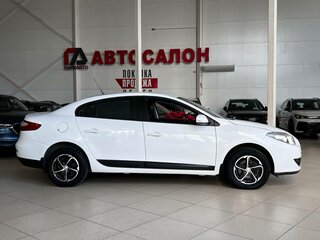 2010 Renault Fluence I, белый, 760000 рублей, вид 4