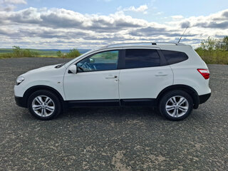 2012 Nissan Qashqai+2 I Рестайлинг, белый, 870000 рублей, вид 3