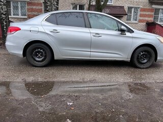 2015 Citroen C4 II, серебристый, 650000 рублей, вид 3