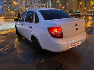 2015 Lada (ВАЗ) Granta I, белый, 390000 рублей, вид 4