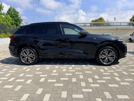 2026 Audi Q5 L III (GU), чёрный, 5650000 рублей, вид 4