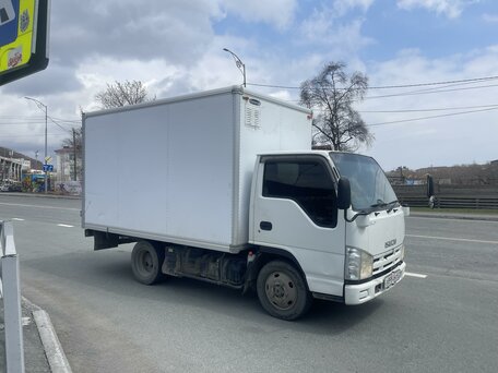 2008 Isuzu Elf (N-series), белый, 2550000 рублей, вид 1