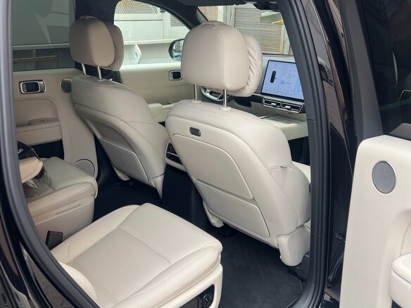 2023 Li Auto (Lixiang) L9 44.5 kWh I, чёрный, 7000000 рублей - вид 6