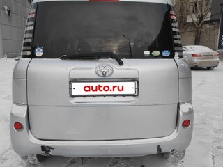 2004 Toyota Sienta I, серебристый, 400000 рублей, вид 3