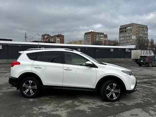 2014 Toyota RAV4 IV (XA40), белый, 2400000 рублей, вид 2